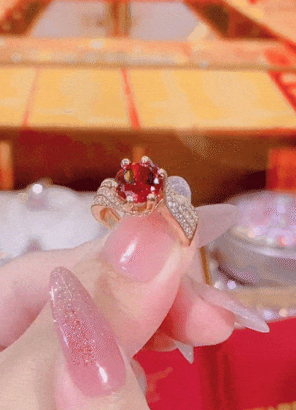 Anillo de moissanita rosa roja™️ PODER FEMENINO